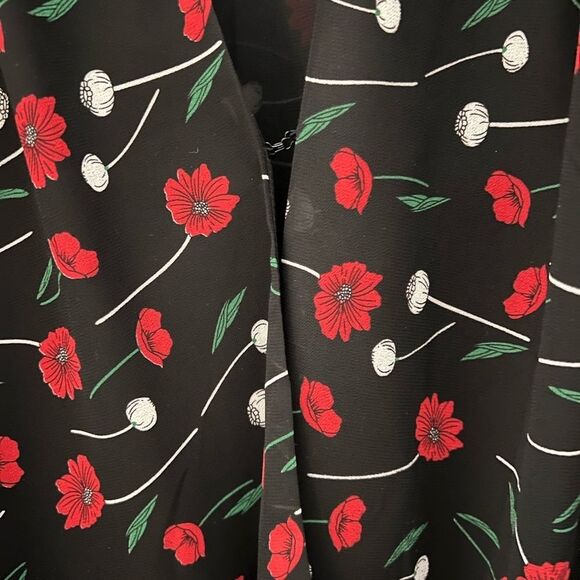 ASTR Surplice Floral Wrap Top 3/4 Sleeve Elastic Waist Romantic Blouse Medium - Picture 6 of 6